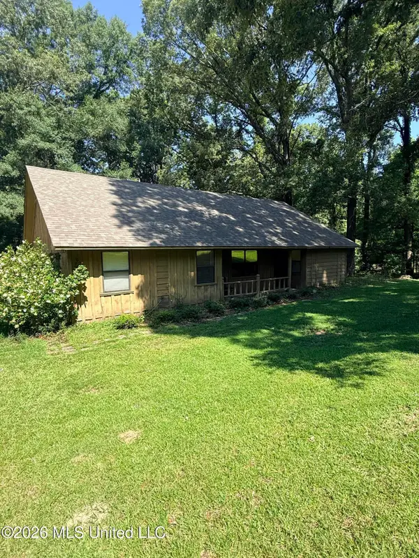 417 Silver Creek Drive, Vicksburg, MS 39180