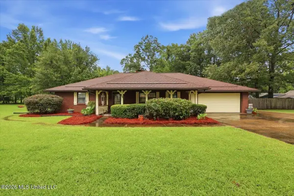 232 White, Florence, MS 39073