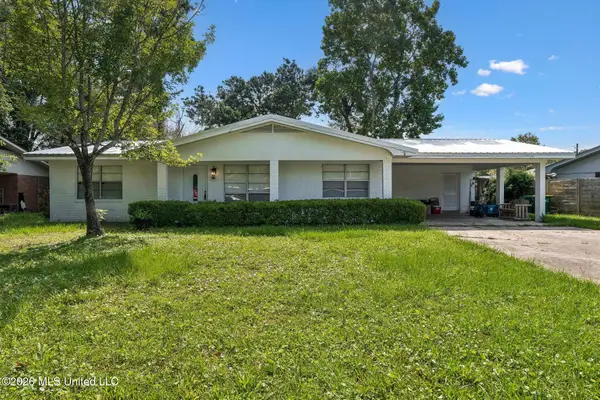 6248 Tennyson Drive, Ocean Springs, MS 39564