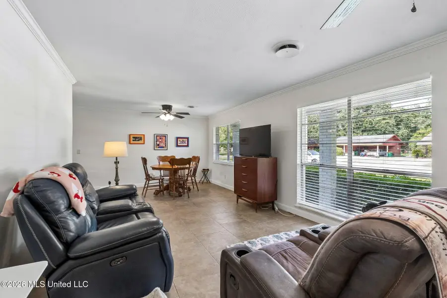 6248 Tennyson Drive, Ocean Springs, MS 39564 - #2