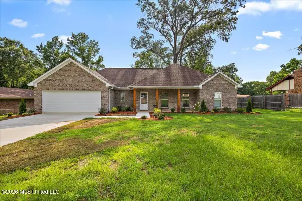545 Greenmont Drive, Jackson, MS 39212