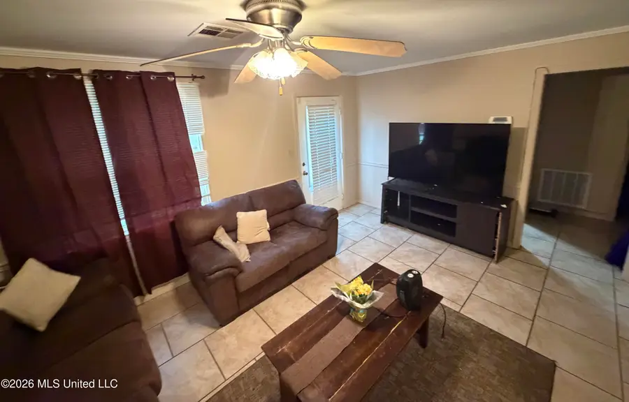 10 S Circle Drive, Natchez, MS 39120 - #3