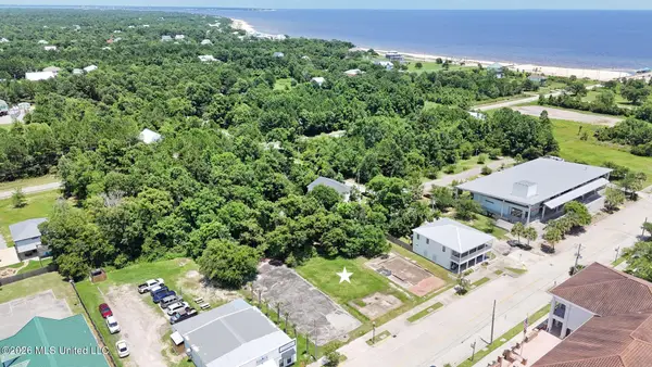 304 Coleman Avenue, Waveland, MS 39576