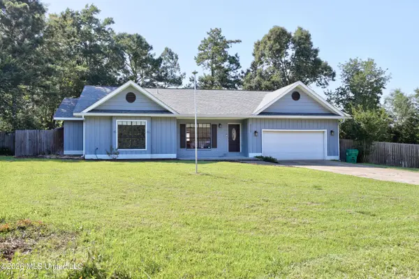 6662 Ahekolo Circle, Diamondhead, MS 39525