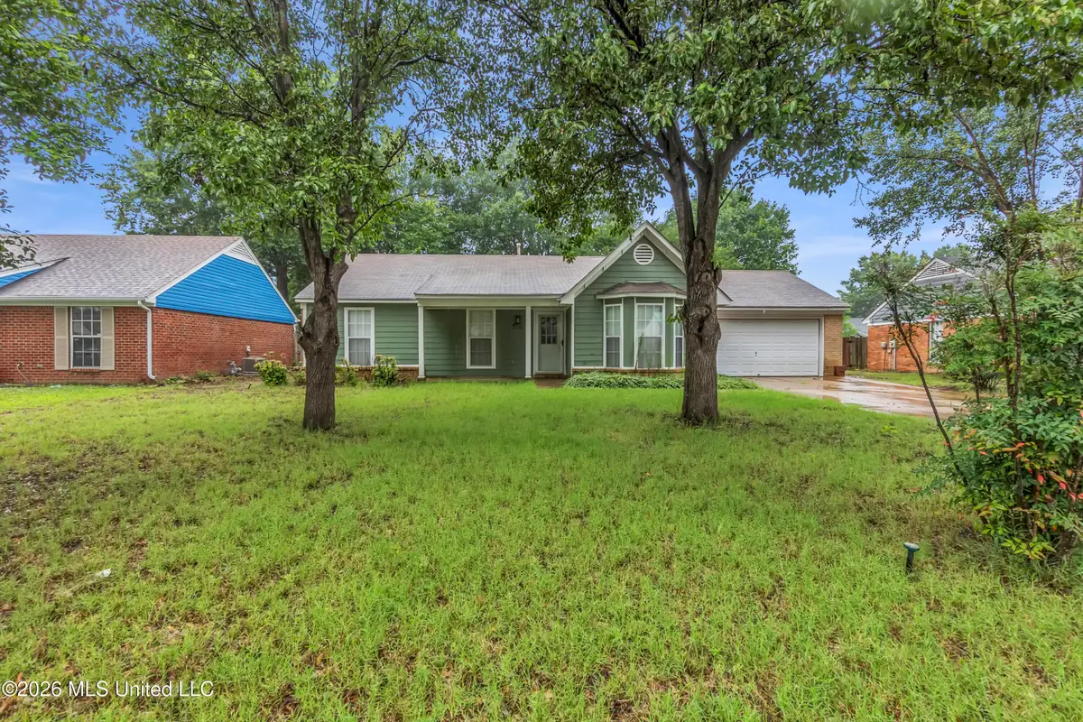 7155 Redfern Drive, Horn Lake, MS 38637 - #1