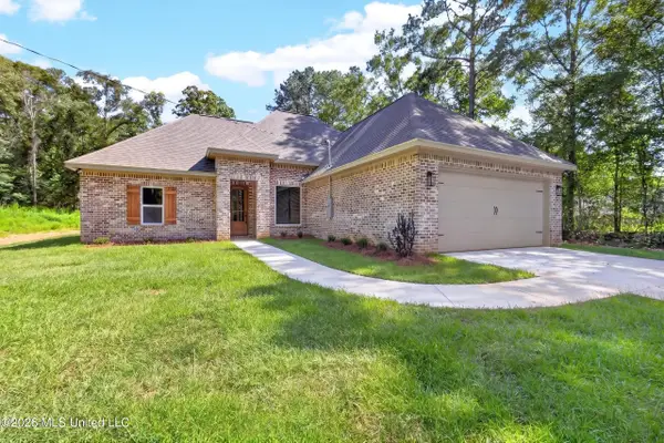 43 Apple Cove, Petal, MS 39465