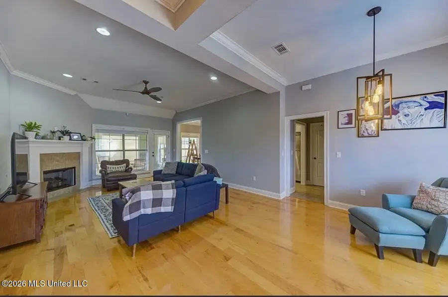135 Clifton Drive, Vicksburg, MS 39183 - #3