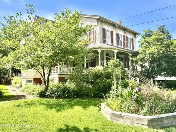 402 N Pearl Street, Natchez, MS 39120