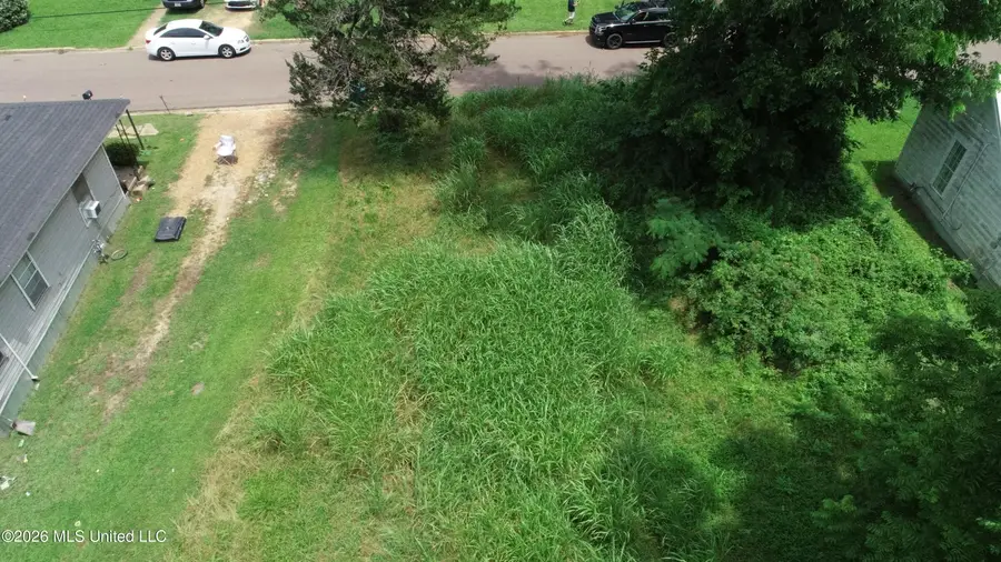 213 Melrose Street, Sardis, MS 38666 - #2