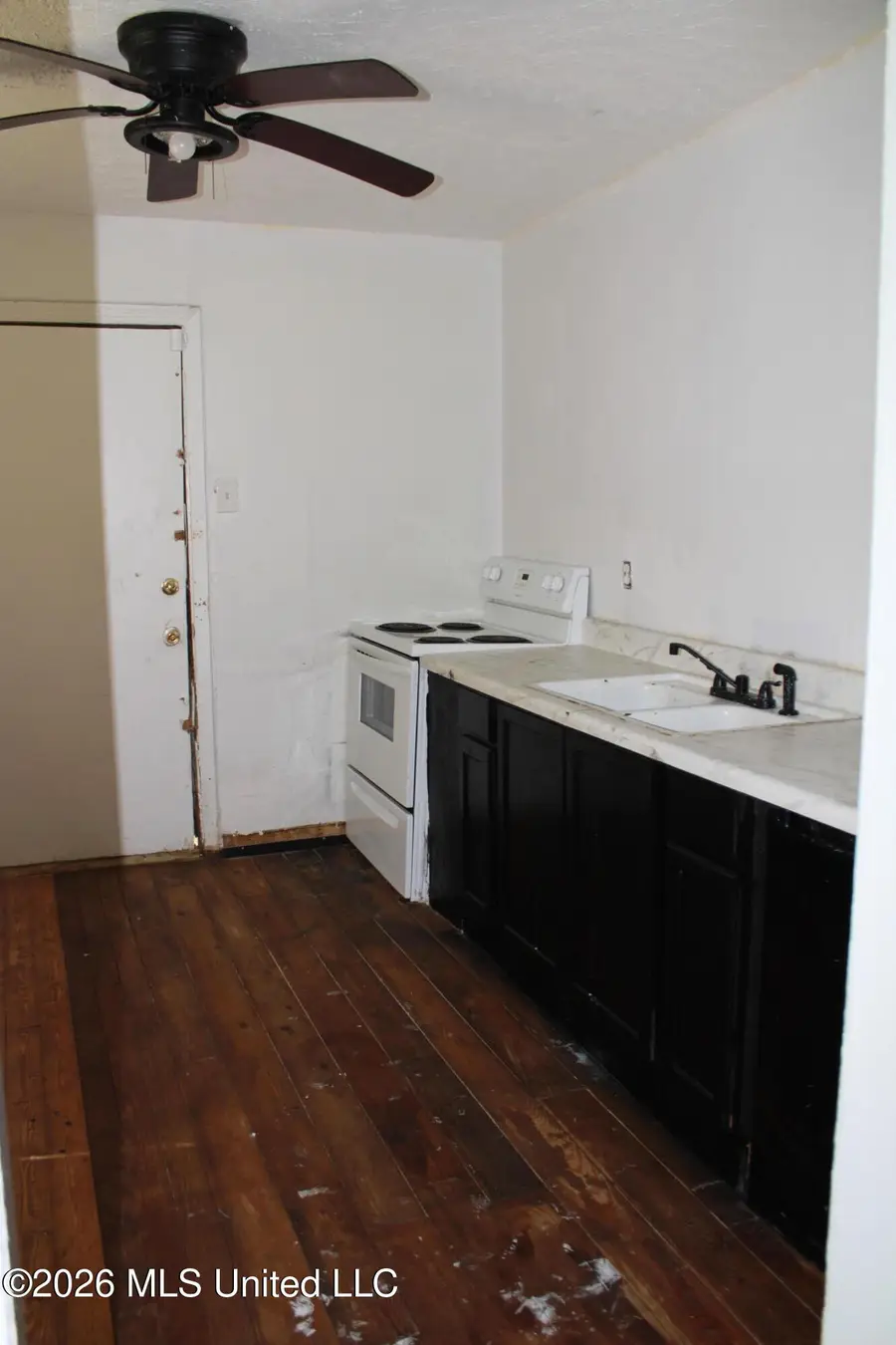 913 Lanier Avenue, Jackson, MS 39203 - #3