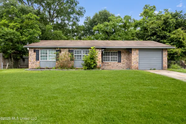 2124 Chestwood Road, Gautier, MS 39553