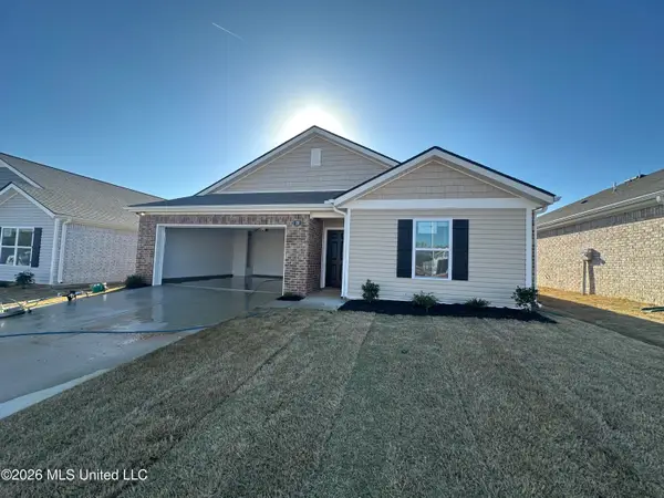 106 Pine Street, Byhalia, MS 38611
