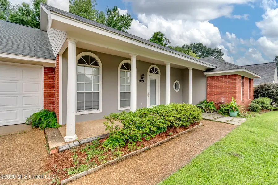 212 Hawthorne Drive, Madison, MS 39110 - #2