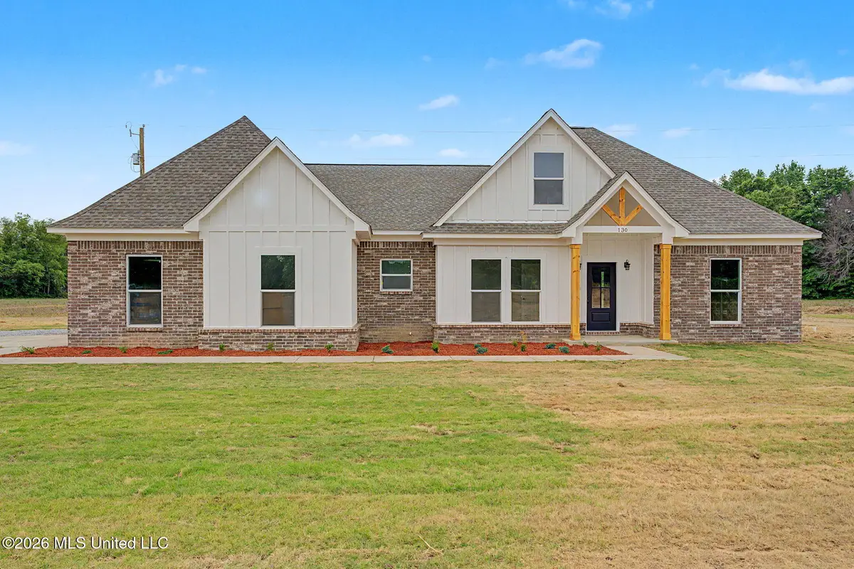 697 Pioneer Village Road, Senatobia, MS 38668 - #1