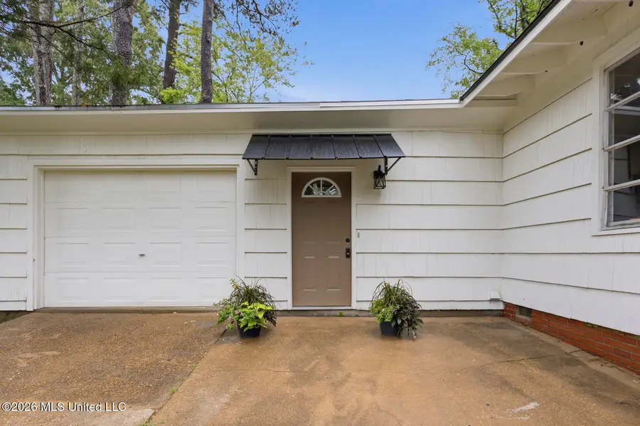 4546 Meadowridge Drive, Jackson, MS 39206 - #2