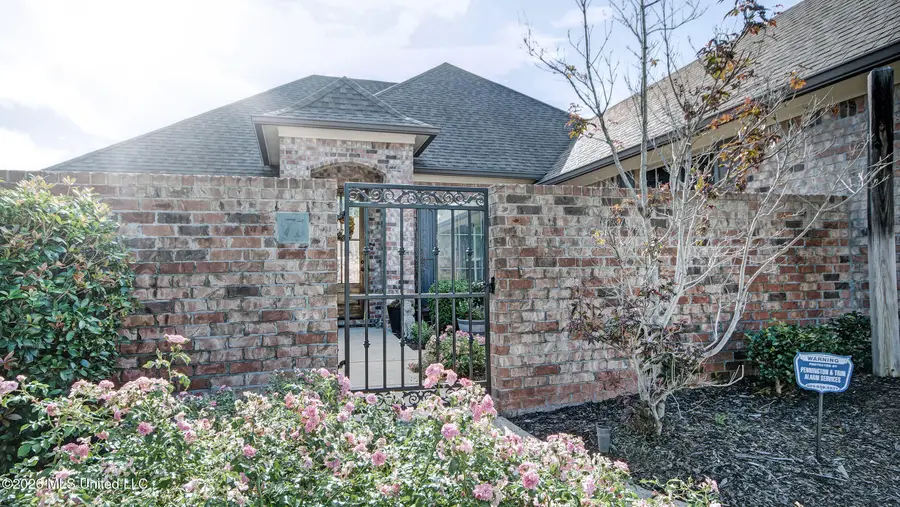 71 Enclave Circle, Ridgeland, MS 39157 - #3