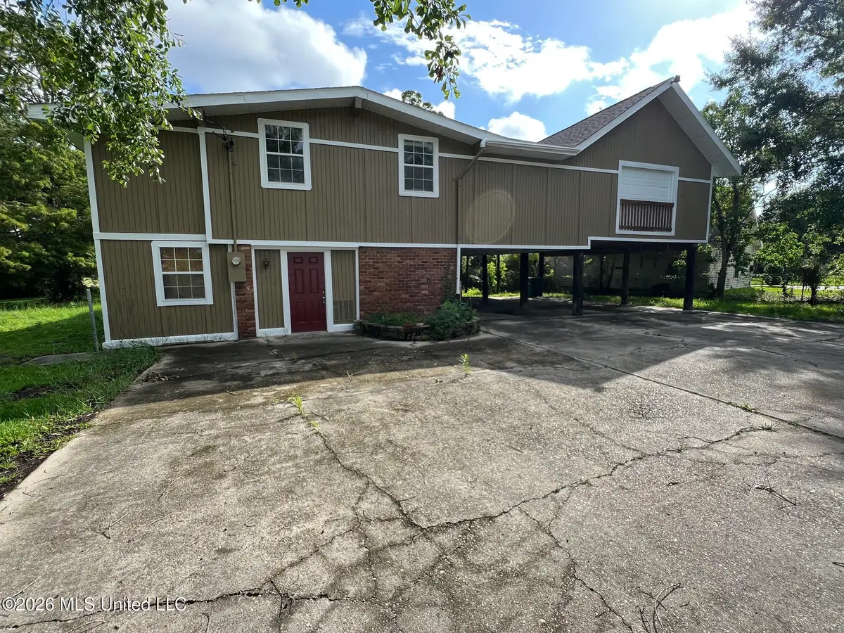 2139 Hollywood Drive, Bay Saint Louis, MS 39520 - #1