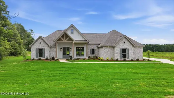 619 Dry Creek Road, Magee, MS 39111