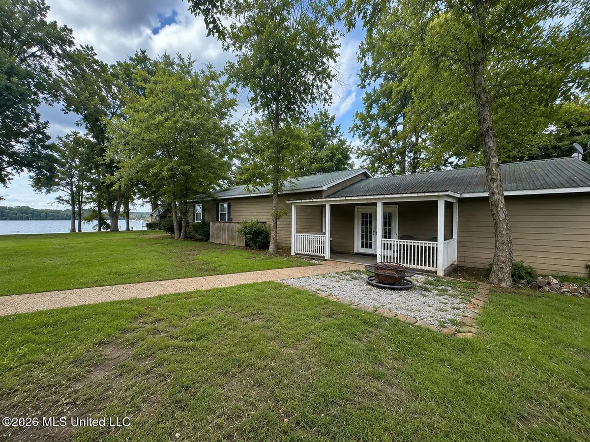 1295 Moon Lake Road, Dundee, MS 38626 - #1