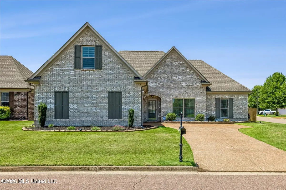 2606 Summer Knoll Drive, Southaven, MS 38672 - #1