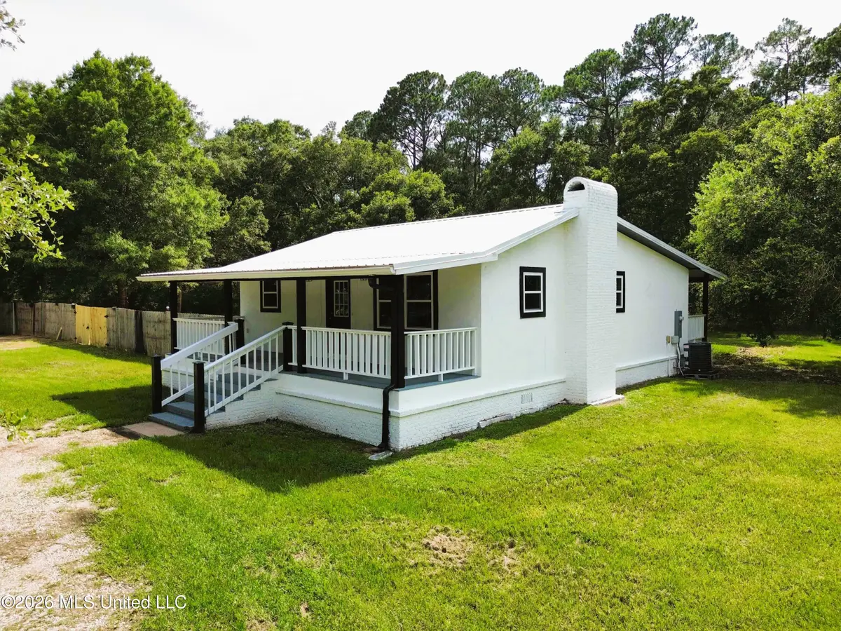 8013 Victoria Drive, Biloxi, MS 39532 - #1