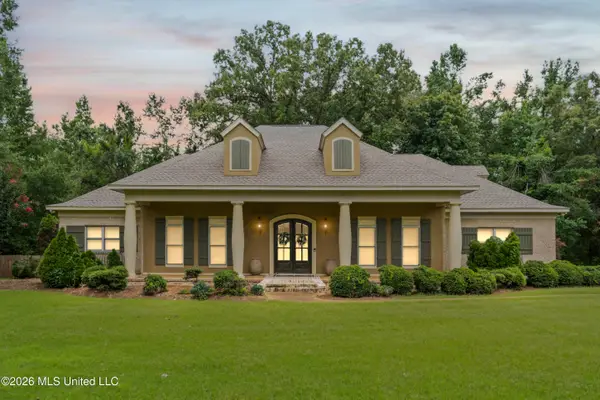370 Deer Run, Batesville, MS 38606