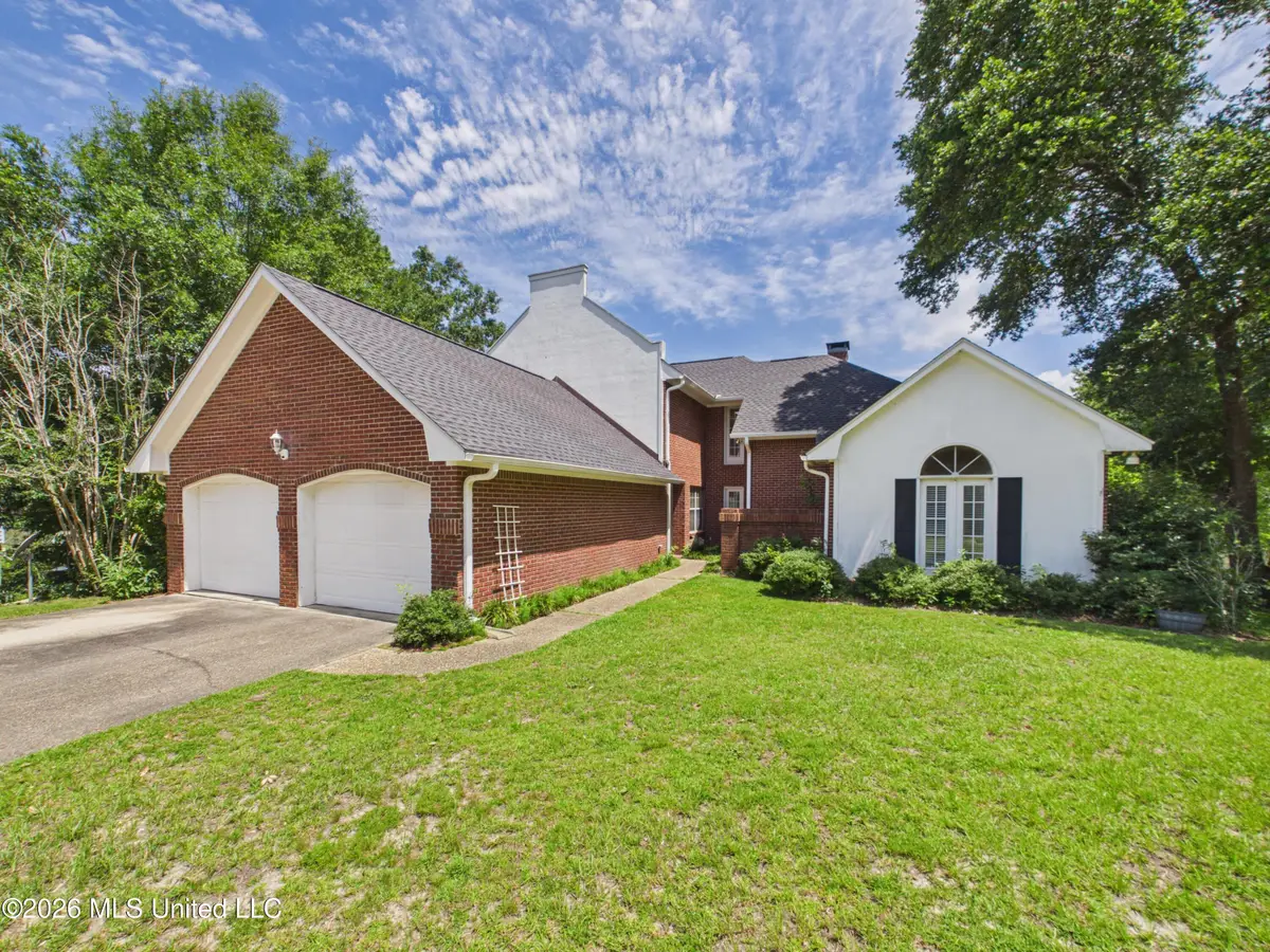 1068 Conley Circle, Ocean Springs, MS 39564 - #1
