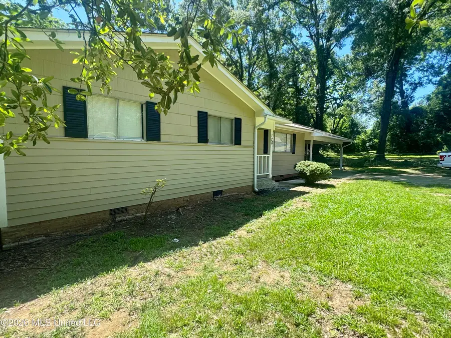 128 Colebrook Avenue, Jackson, MS 39209 - #2