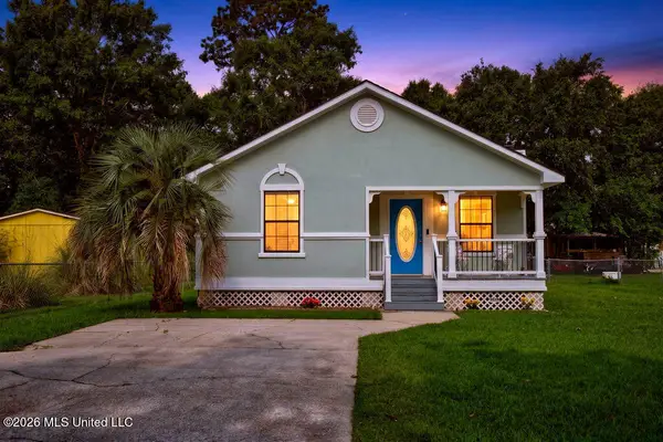 11043 Noll Drive, D'Iberville, MS 39540
