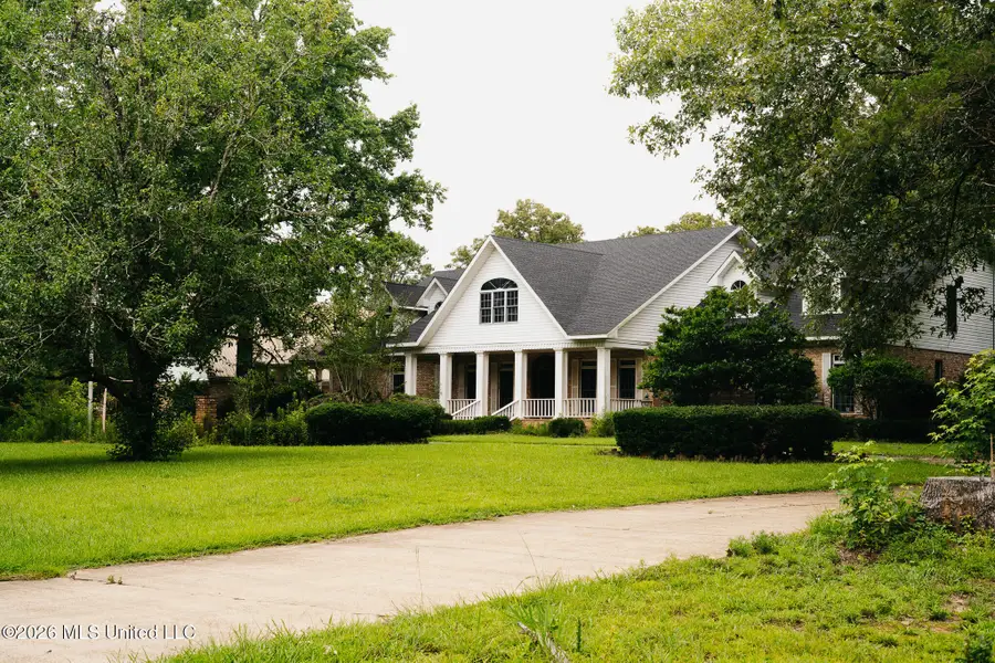 2139 Warren Hood Road, Hermanville, MS 39086 - #2