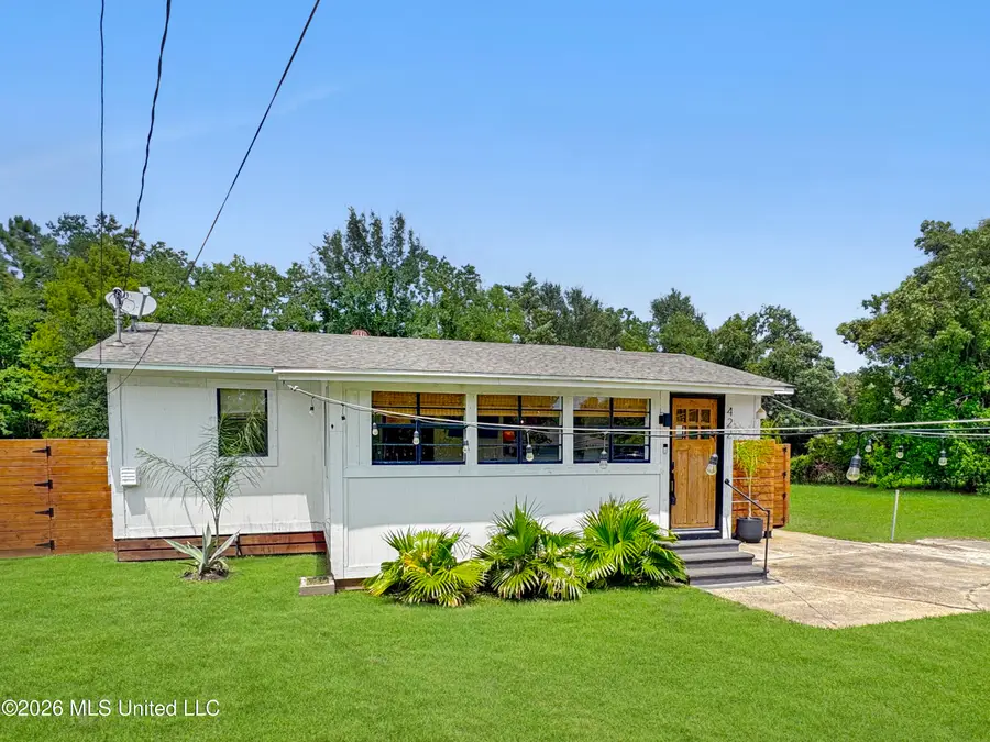 422 Merritt Street, Waveland, MS 39576 - #2