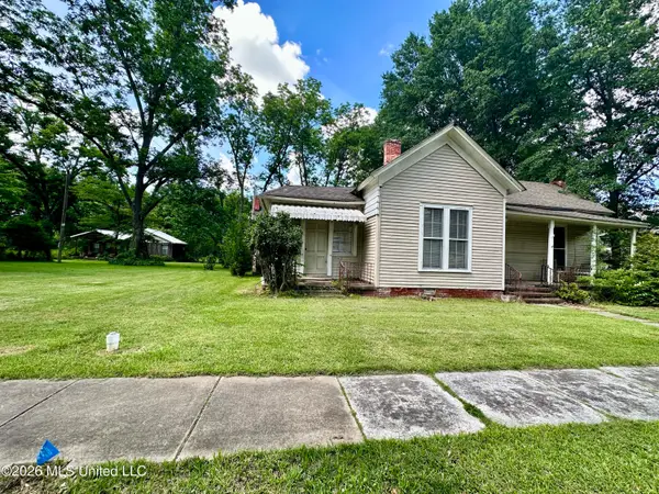 105 Church, Senatobia, MS 38668