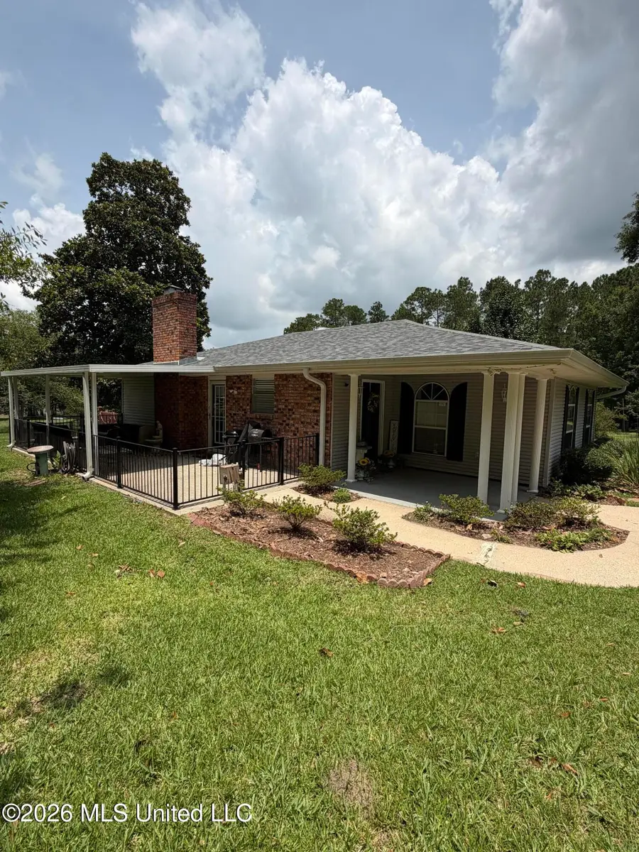 708 Lakeside Drive, Carriere, MS 39426 - #3