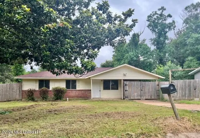 428 Queen Marie Lane, Jackson, MS 39209 - #1