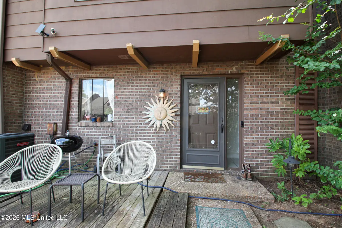 1255 E County Line Road, Jackson, MS 39211 - #1