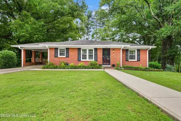 415 Hamilton Street, Holly Springs, MS 38635