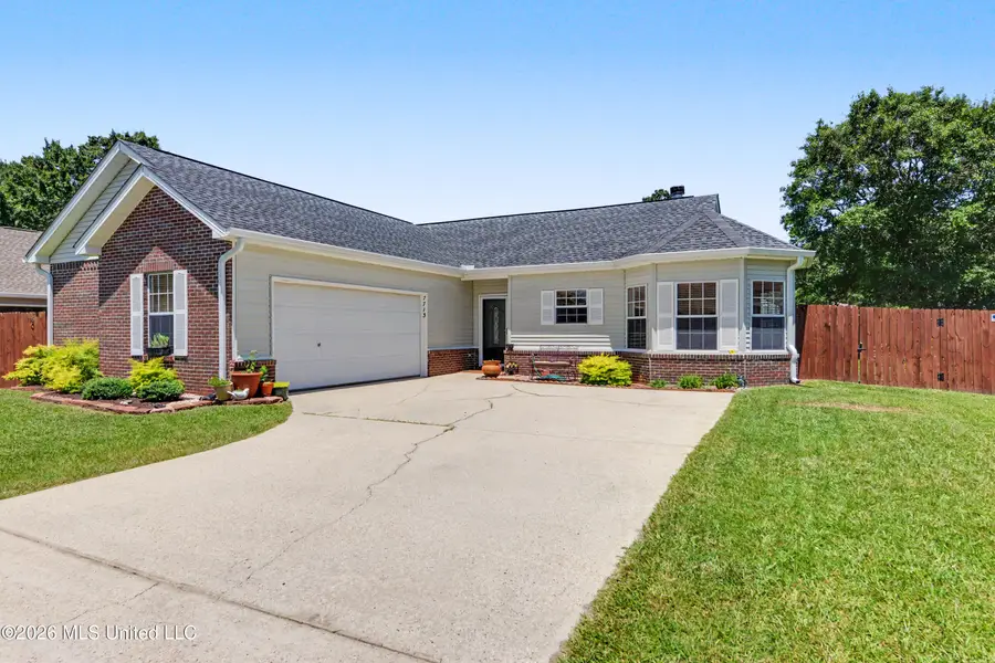 7713 W Falcon Circle, Ocean Springs, MS 39564 - #2