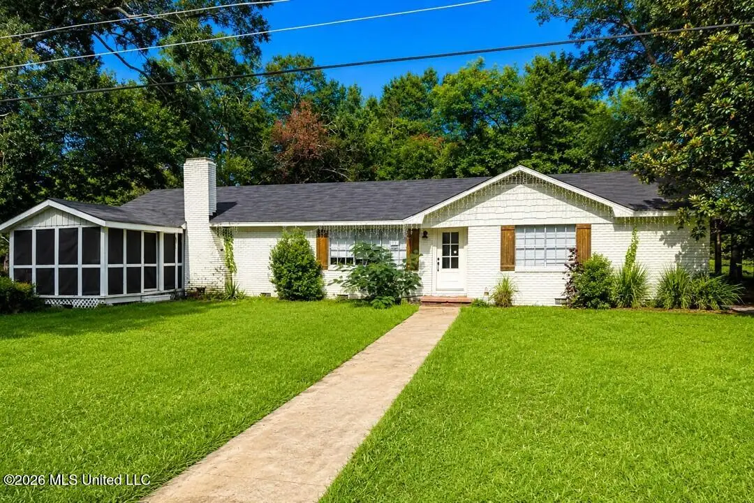 401 NE 3rd Avenue, Magee, MS 39111 - #1