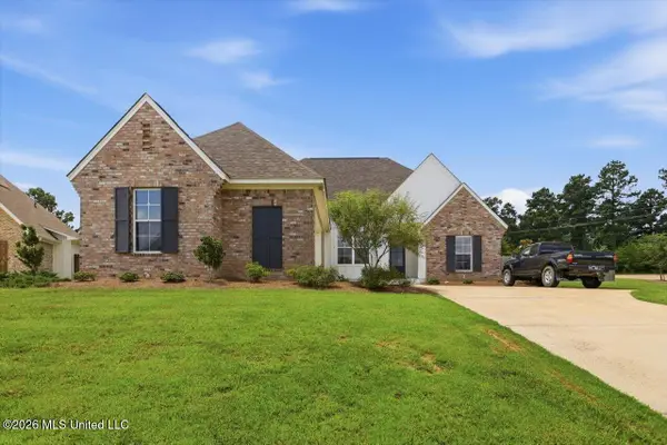 201 Herons Bay Circle, Madison, MS 39110