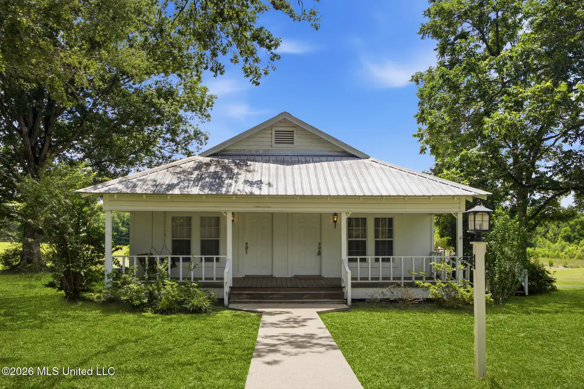 2225 W Lincoln Drive, McCall Creek, MS 39647 - #1