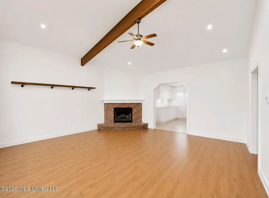 9208 Seahorse Avenue, Ocean Springs, MS 39564 - #2