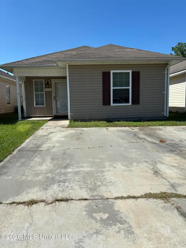 5396 Quail Creek Circle, D'Iberville, MS 39540