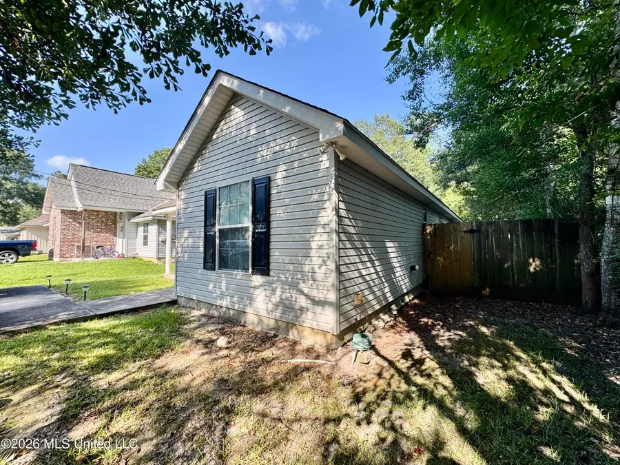 628 6th Street, Pearl River, LA 70452 - #2