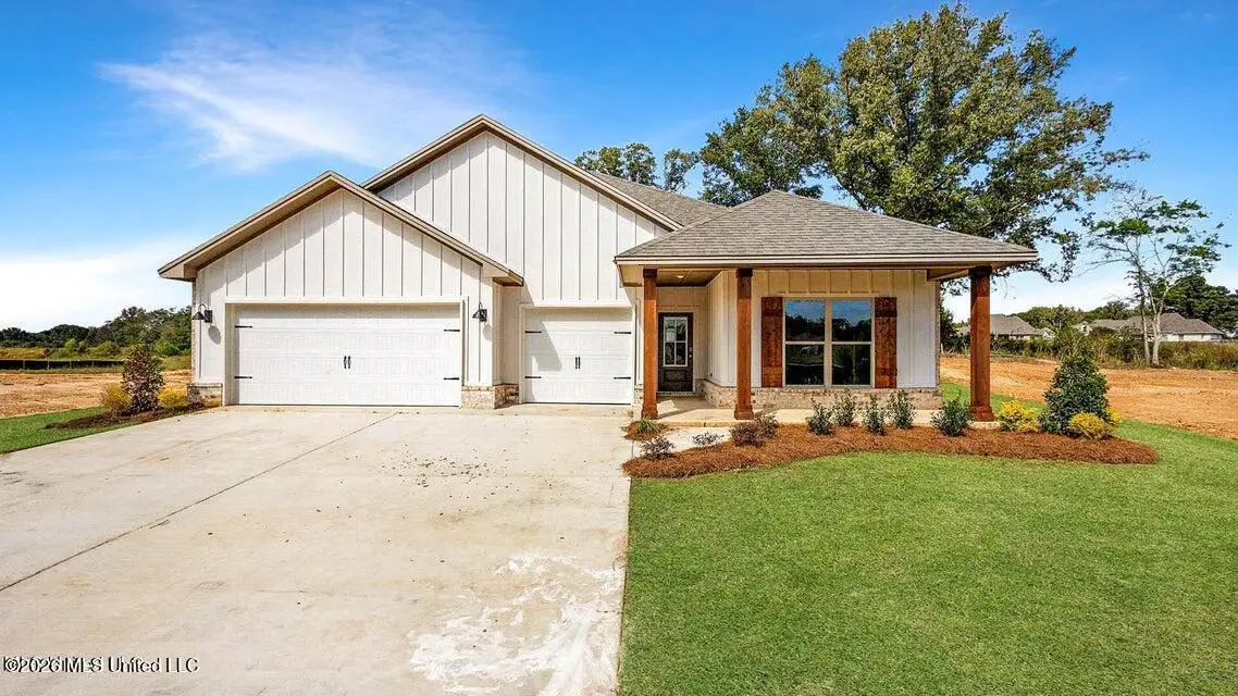202 Saratoga Springs Avenue, Clinton, MS 39056 - #1