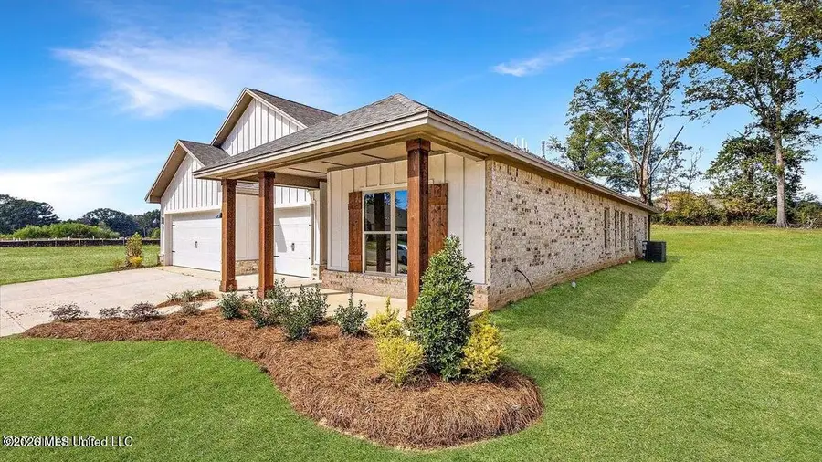 202 Saratoga Springs Avenue, Clinton, MS 39056 - #2