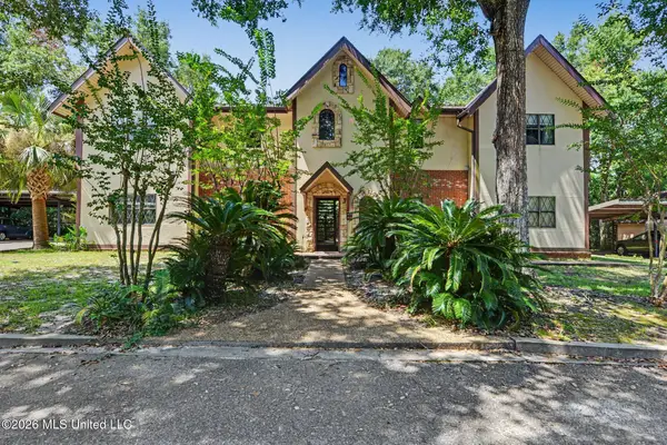 530 N 2nd Street, Bay Saint Louis, MS 39520