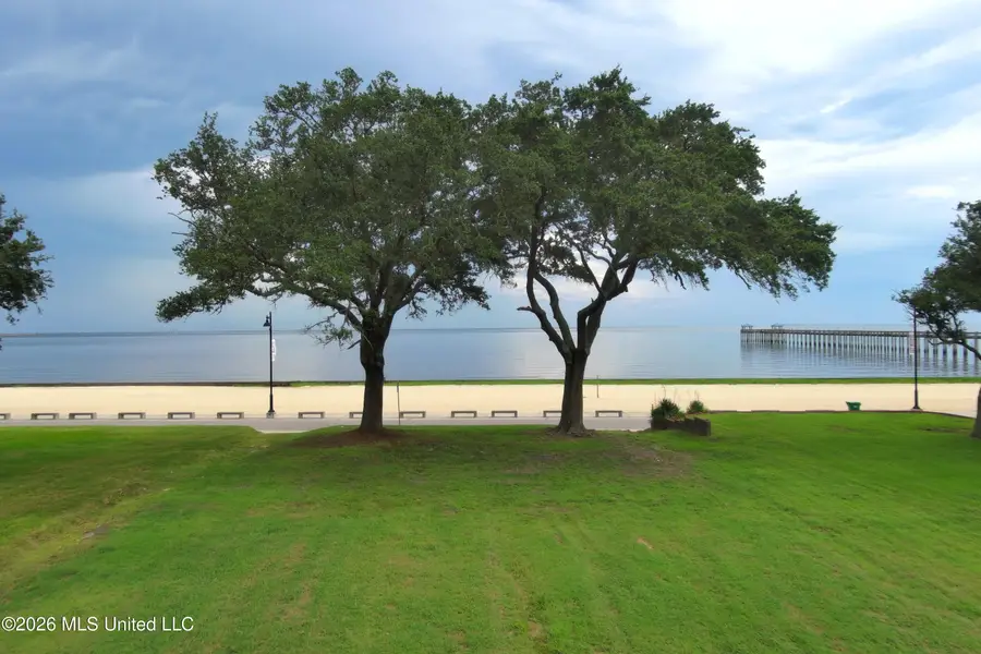 2909 Beach Boulevard, Pascagoula, MS 39567 - #2