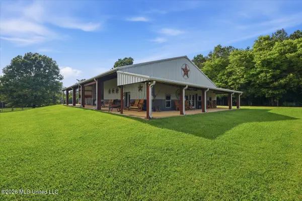 979 Barker Road, Morton, MS 39117