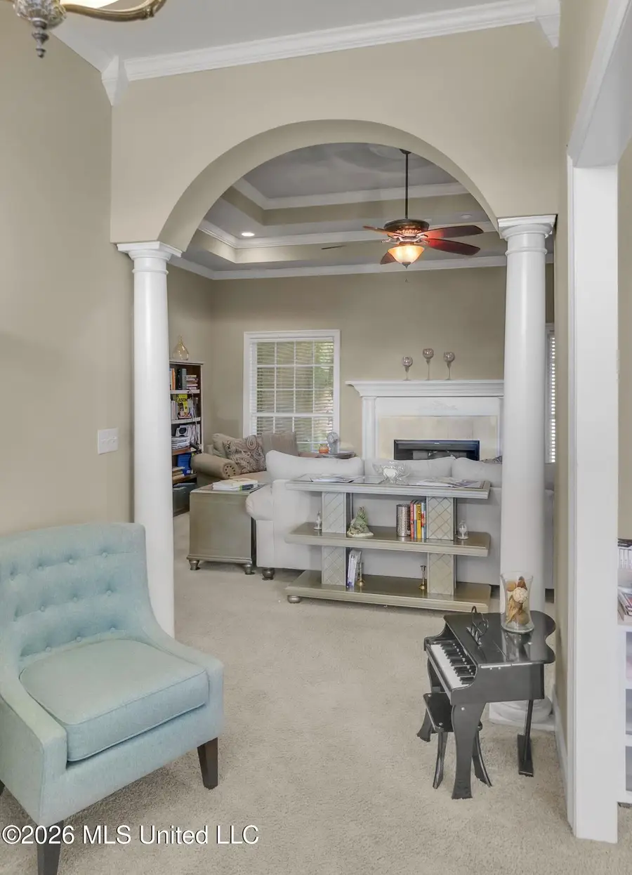 411 Chenoa Avenue, Carthage, MS 39051 - #2