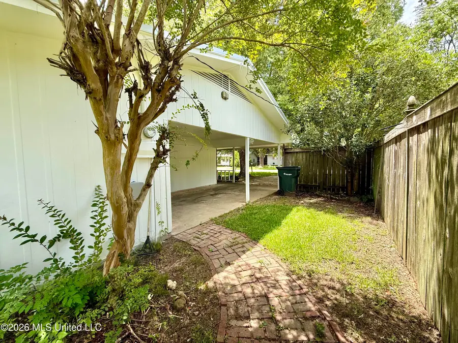 101 Baker Street, Crystal Springs, MS 39059 - #3